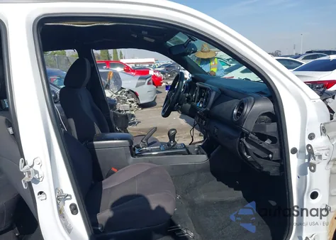 2016 Toyota Tacoma Trd Sport from USA, damaged, VIN 3TMAZ5CN2GM013726